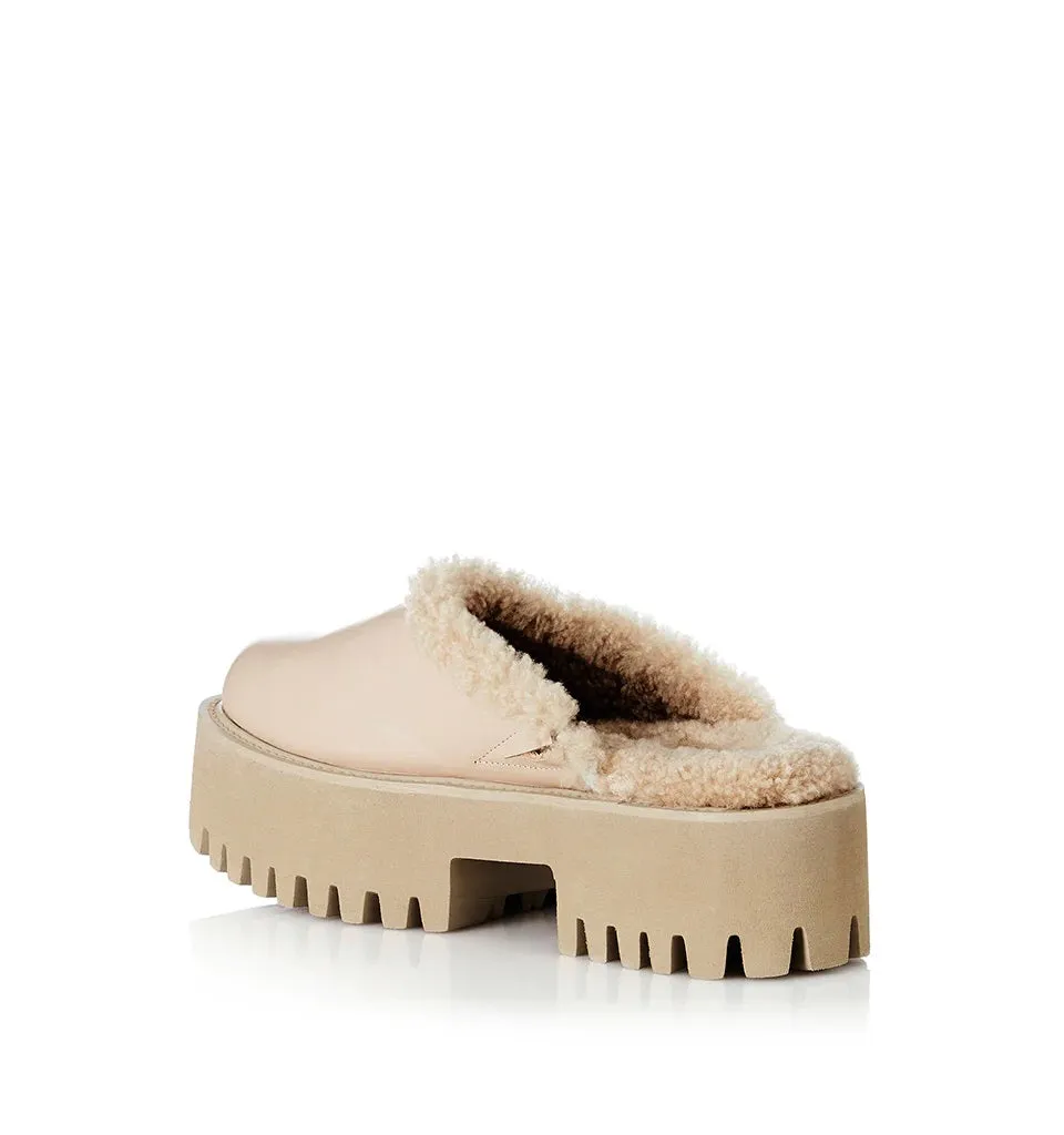 ALIAS MAE Womens Quinny Cream Shearling Leather Slides