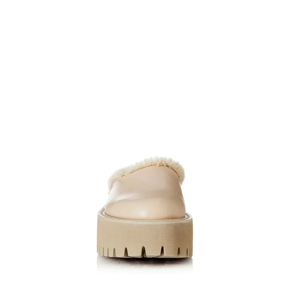 ALIAS MAE Womens Quinny Cream Shearling Leather Slides