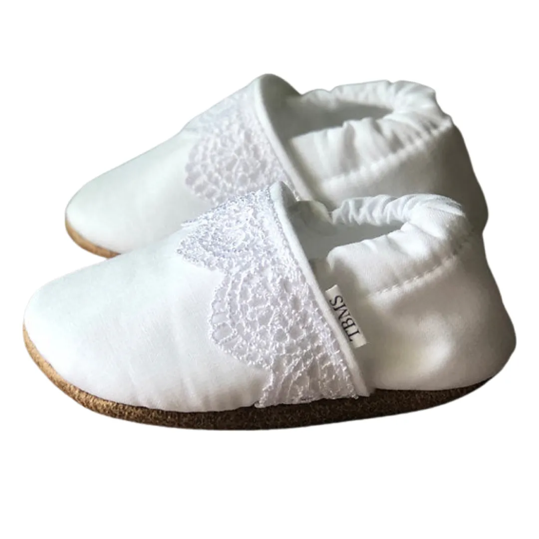 Baby & Toddler Moccasins - White Lace Strip