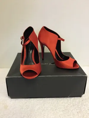 BRAND NEW KURT GEIGER RED SATIN PEEPTOE OCCASION HEELS SIZE 5/38