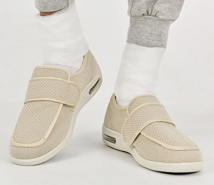 Cuzcare Wide Diabetic Shoes For Swollen Feet-NW036