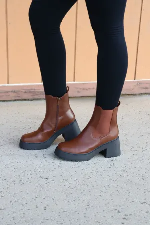 Declan Boots in Tan