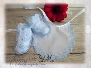 Set baby booties and baby bib No.50