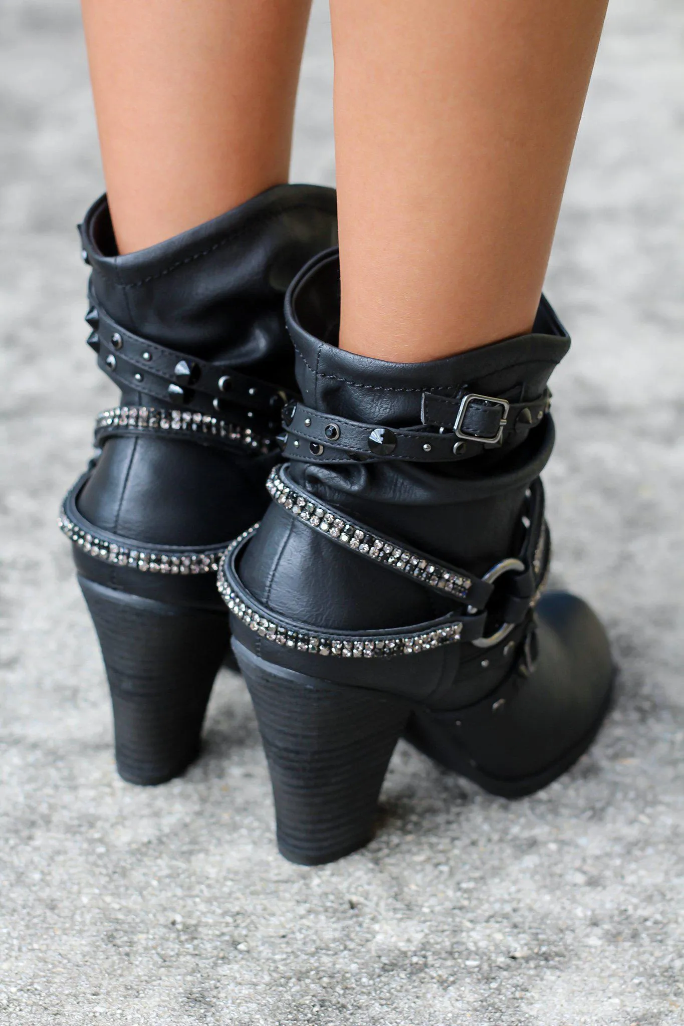 Sierra Black Booties