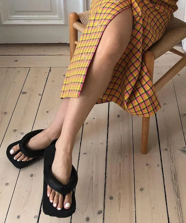 Suki Black Flip Flops