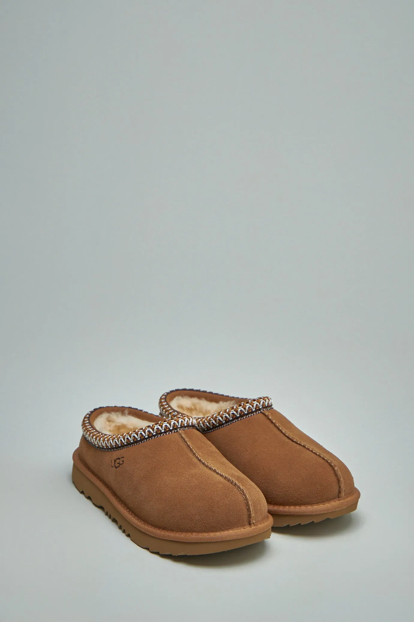 Tasman II chestnut