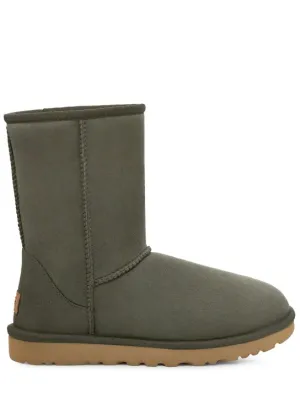 Ugg   10mm Classic Short II shearling boots 