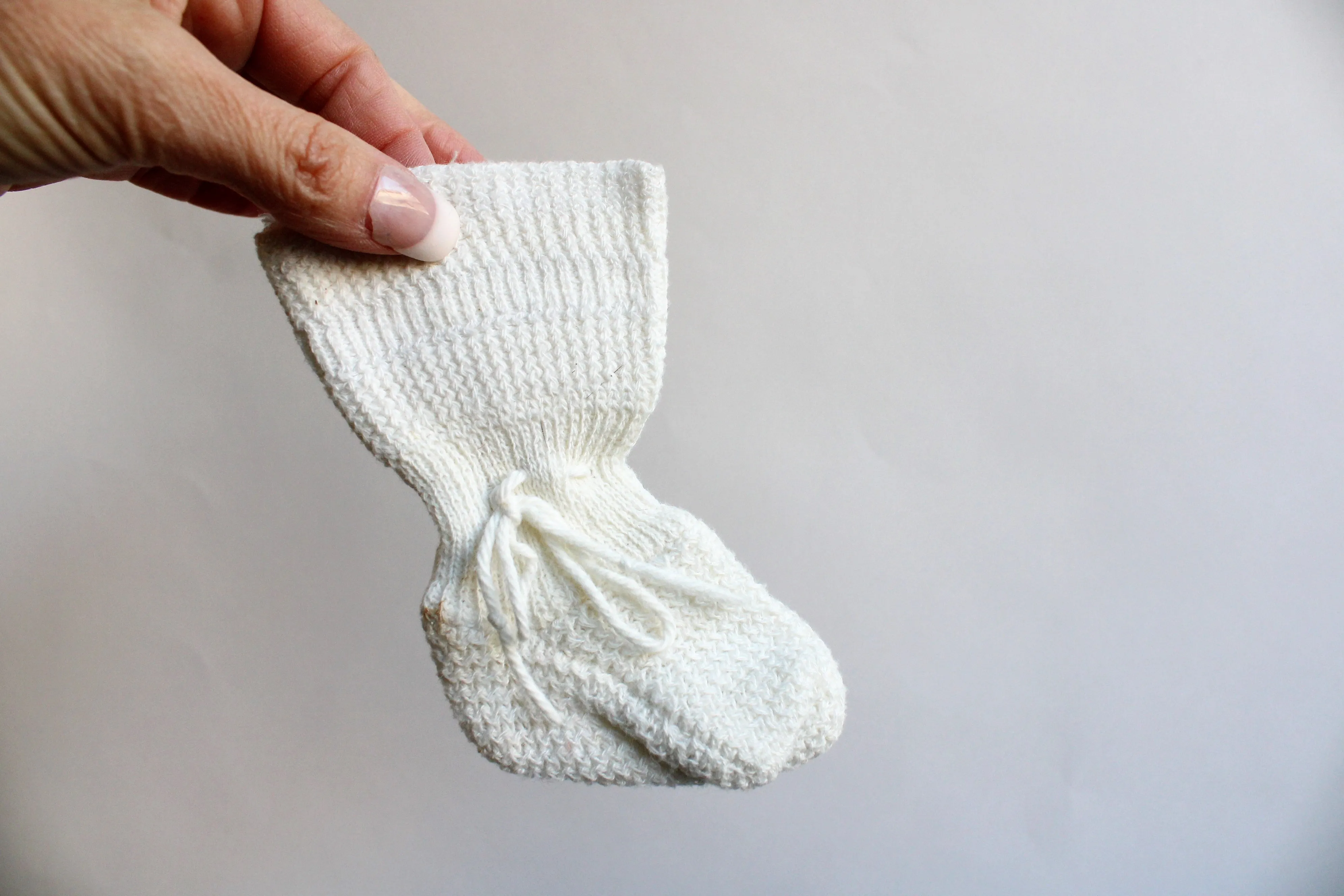 Vintage 1950s White Baby Booties