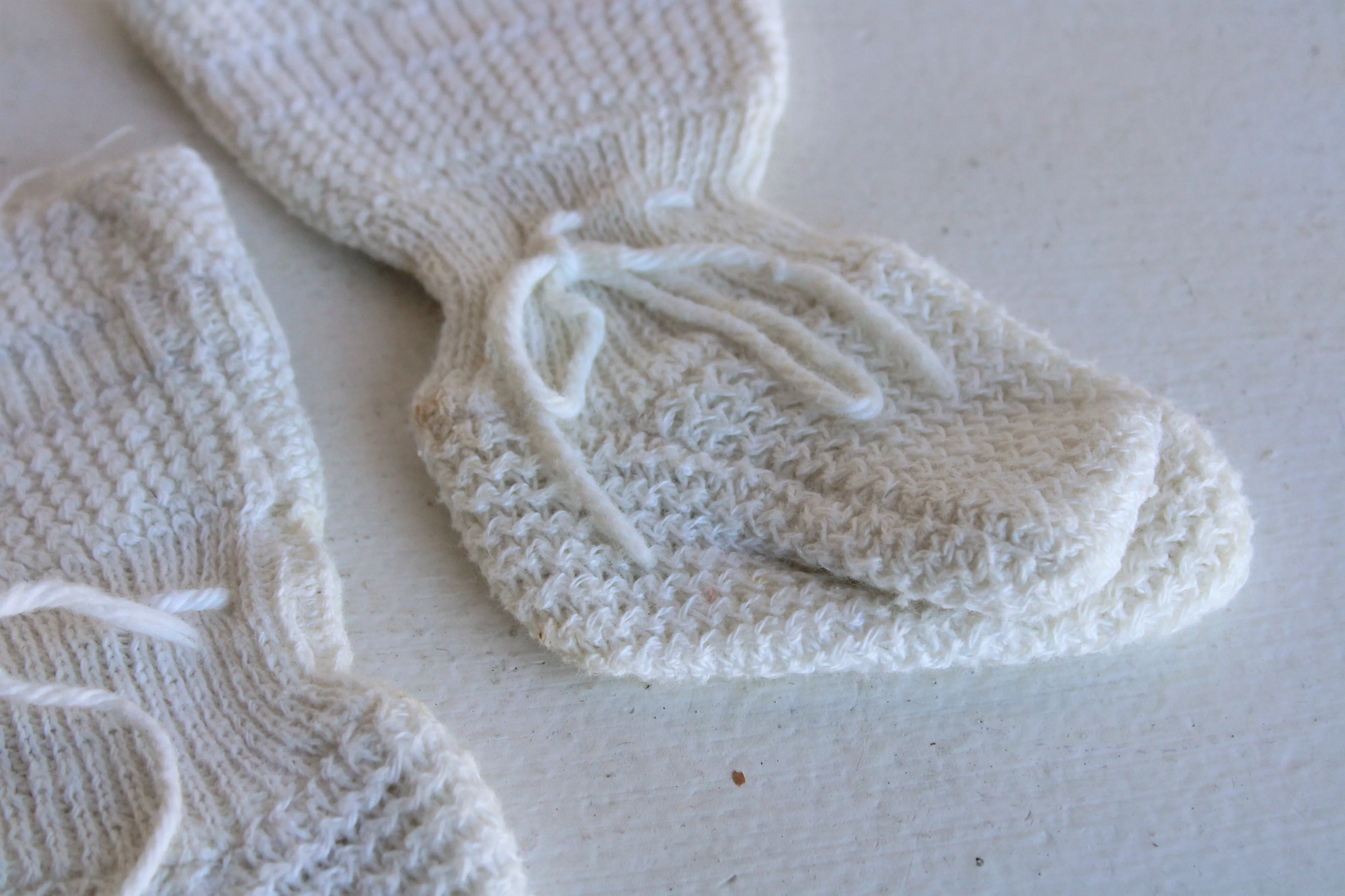 Vintage 1950s White Baby Booties