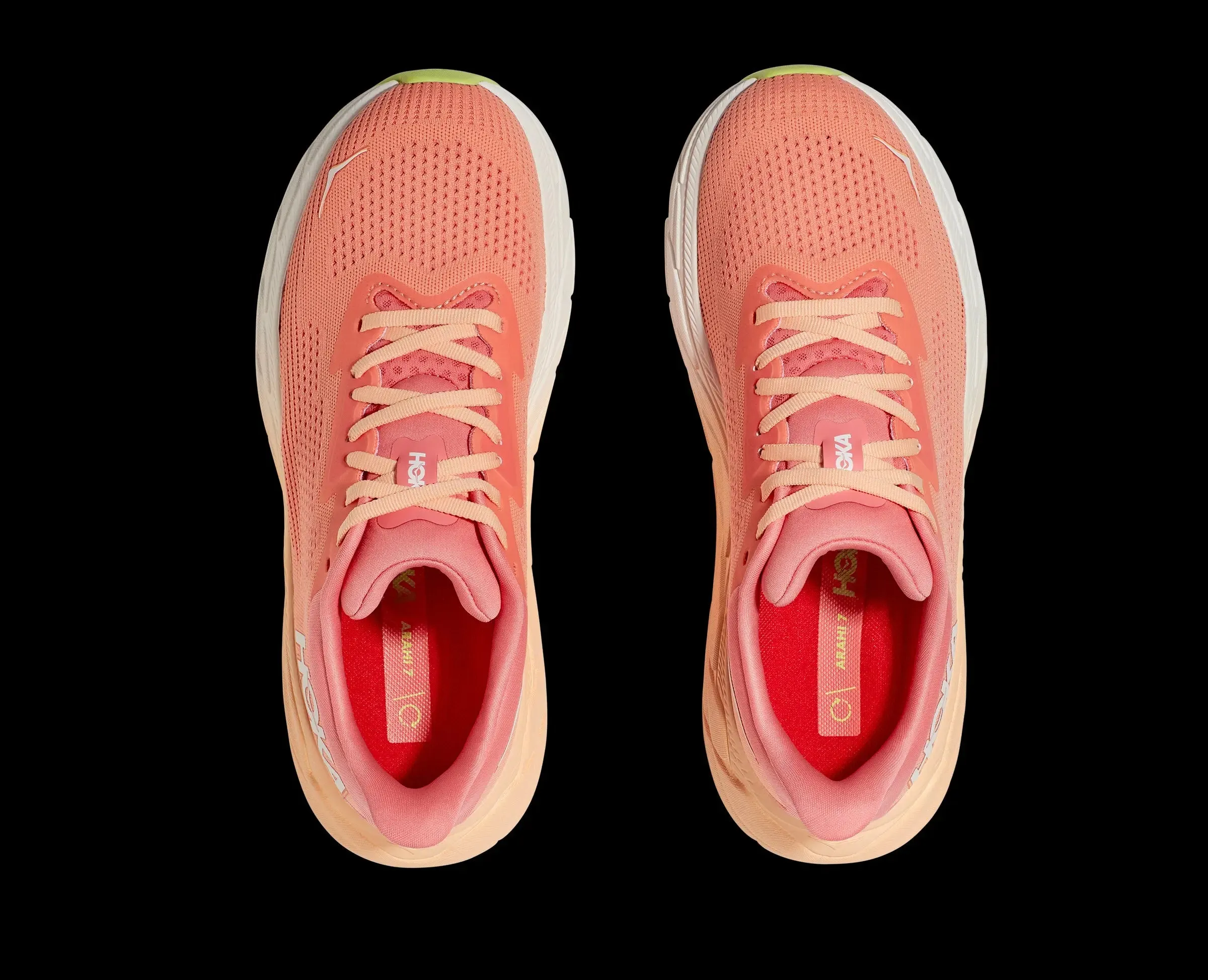 Women's Arahi 7